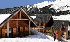 Exterior - 3-room Duplex Apartment for 6 People (Saint-François-Longchamp)