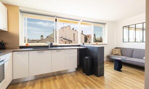 Interior - Apartment in Antibes Near Provencal Market (Antibes)