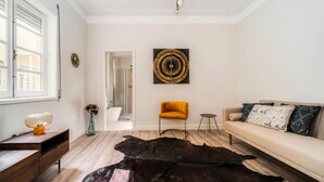 Classic Apartment, City View | Living area - Nomads By Sta Catarina Flats - Friends (Porto)