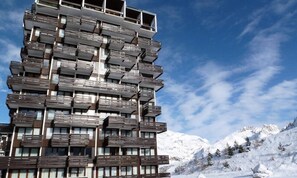 Exterior - Apartment in Tignes With Ski-in Ski-out (Tignes)