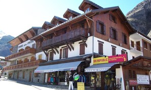 Exterior - 2-room Apartment for 6 People, Facing Northeast (Valloire)