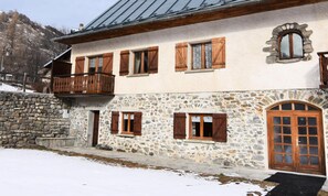 Exterior - Apartment in Les Verneys Near Ski Lift (Valloire)