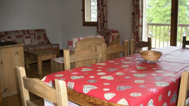 Interior - 4 Rooms for 8 People (Bessans)