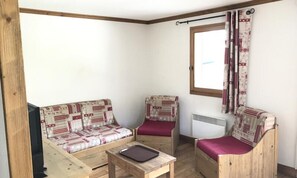 Living area - 4 Rooms for 8 People (Bessans)