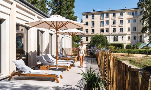 Premium Room 2 Adults + 1 Child Balcony Stunning View