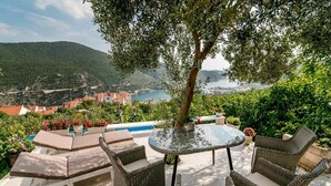 House | Outdoor dining - Cottage Ciara - One Bedroom Holiday Home With Pool and sea View (Dubrovnik)