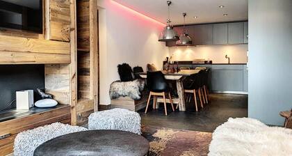 Superb 3-room Apartment With Sleeping Alcove in the Village Center