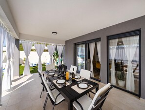 House | Outdoor dining - Holiday Home in Podvrsje With Sea View (Razanac)