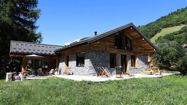 Unclassified image, 1 of 3, button - Chalet in Valloire With Sauna & Ski Lift (Valloire)