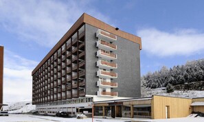 Exterior - Comfortable Duplex Apartment At the Foot of the Slopes Balcony (Les Belleville)