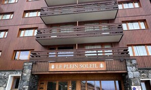 Exterior detail - Bright, Ski-in, Ski-out, Ideal Location (Les Allues)