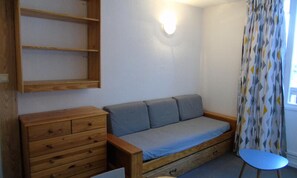 Interior - Studio for 3 People (Modane)