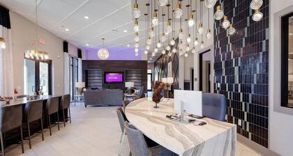 Landing Apartments - University City