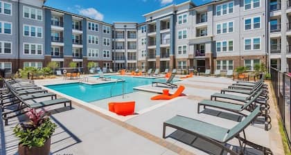 Landing Apartments - University City