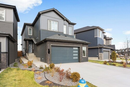 Cozy Two Bedroom Basement Suite near West Edmonton Mall in Edmonton, AB