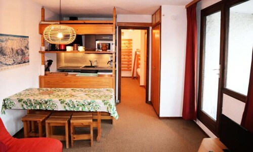 Apartment NO. 407 THE Cairn