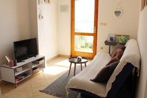 Apartment | Living room - Apartments Lovro - One Bedroom Apartment With Terrace and Sea View (Dubrovnik)