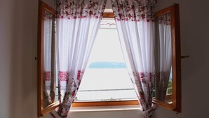 Unclassified image, 4 of 32, button - Apartments Lovro - One Bedroom Apartment With Terrace and Sea View (Dubrovnik)