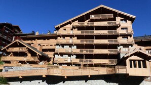 Exterior - Apartment in Meribel Near Ski Lifts (Les Allues)