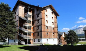 Exterior - Beautiful, Cozy Apartment for 8 People in Superdevoluy (Le Dévoluy)