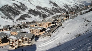 Aerial view - Comfortable Apartment Close to the Slopes Balcony Ski Locker (Les Belleville)