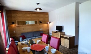 Interior - Apartment in Les Saisies With Pool Access (Hauteluce)