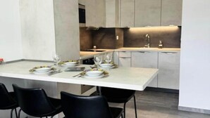 Fridge, microwave, oven, dishwasher - Apartments for 4 People (Le Bourget-du-Lac)