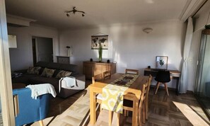 Interior - Apartment in Antibes With Sea Views (Antibes)