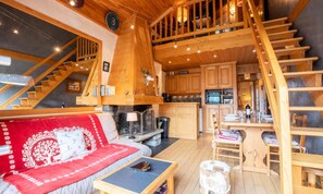 Fireplace - Apartments for 6 People (Les Allues)