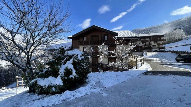 Exterior - Apartment in Flumet With Ski Slope Access (Flumet)