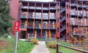Exterior - Duplex Apartment for 6 People in Arc 1800 Close to the Slopes in the Village of Charmettoger (Bourg-Saint-Maurice)