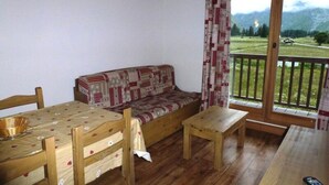 Living area - 3 Rooms for 7 People (Bessans)