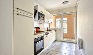 微波爐、烤箱、洗碗機、鍋具/餐盤/廚房用品