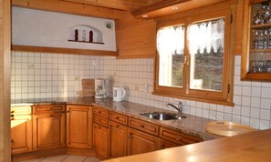Fridge, microwave, oven, dishwasher - 7 Rooms for 14 People (Le Grand-Bornand)