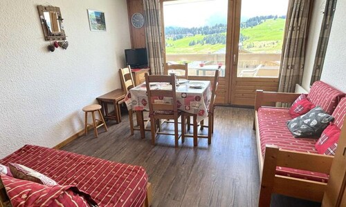 Studio Apartment With Sleeping Alcove in Les Saisies for 4 People