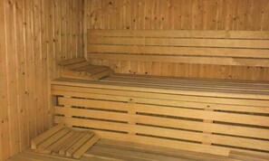 Sauna - Apartment in NDB With Pool & Ski Access (Notre-Dame-de-Bellecombe)