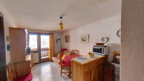 Unclassified image, 3 of 4, button - Sb106 - 2 Rooms 5/6 People, Carroz Centre (Araches-la-Frasse)