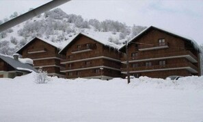 Exterior - Apartment in Les Verneys Near Ski Lift (Valloire)