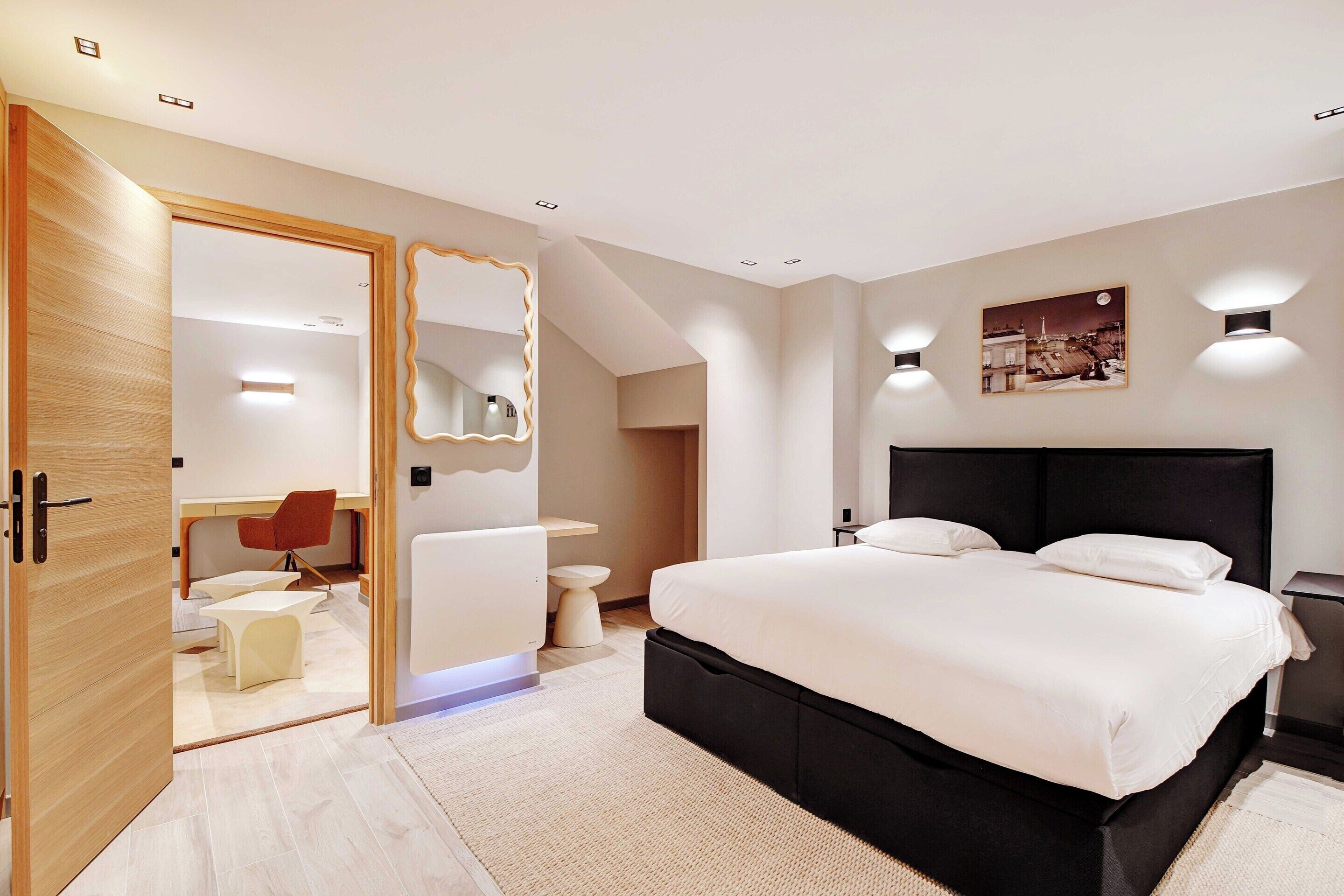 2 habitaciones y espacio para trabajar con laptop 