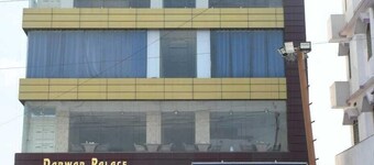 Hotel Darwar Palace