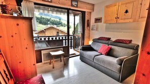 Unclassified image, 2 of 3, button - Apartment in Samance With Slope Views (Le Grand-Bornand)