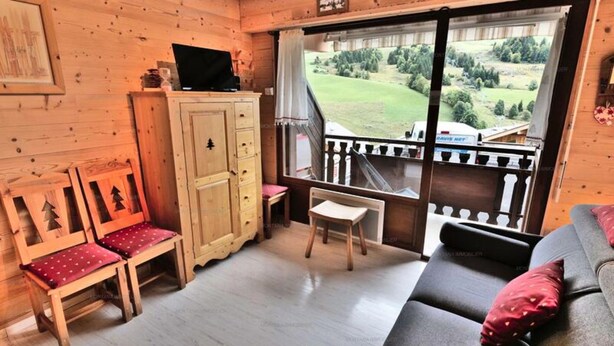 Unclassified image, 1 of 3, button - Apartment in Samance With Slope Views (Le Grand-Bornand)