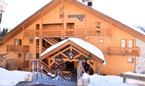 Exterior - Beautiful 6-room Apartment for 12 People in the Residential Area of Belvedere in Meribel, Close to the Slopes (Les Allues)