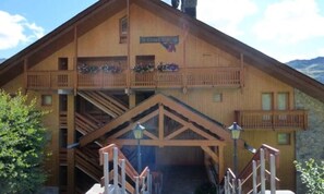 Exterior - Beautiful 6-room Apartment for 12 People in the Residential Area of Belvedere in Meribel, Close to the Slopes (Les Allues)