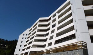 Exterior - Comfortable Apartment Resort Center Terrace (Araches-la-Frasse)