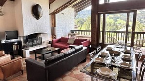 Living area - Apartment in Megeve Near Mont D'arbois (Megeve)