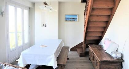 7-room House for 12 People With Wifi, 5-minute Walk From the sea - Fort-bloque