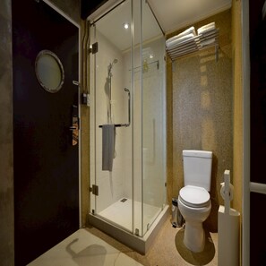 House | Bathroom - Twin Comfort Stay Chic & Spacious Setup (Bangkok)