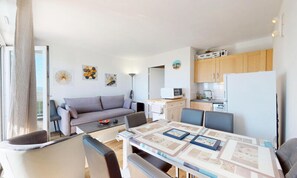 Interior - The Marine Reflection (Saint-Jean-de-Monts)