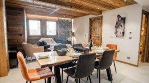 Dining - Marmotte 101 - Apartment for 6 People Opposite the Chairlift (Bonneval-sur-Arc)